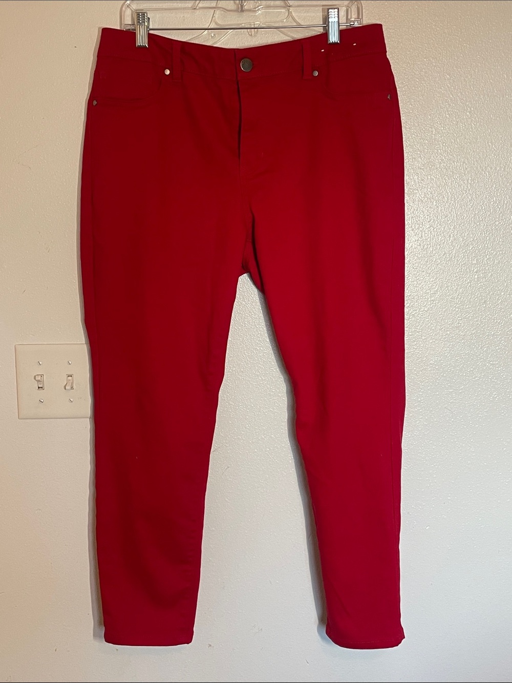 d. jeans Red Straight Leg Women's Pants